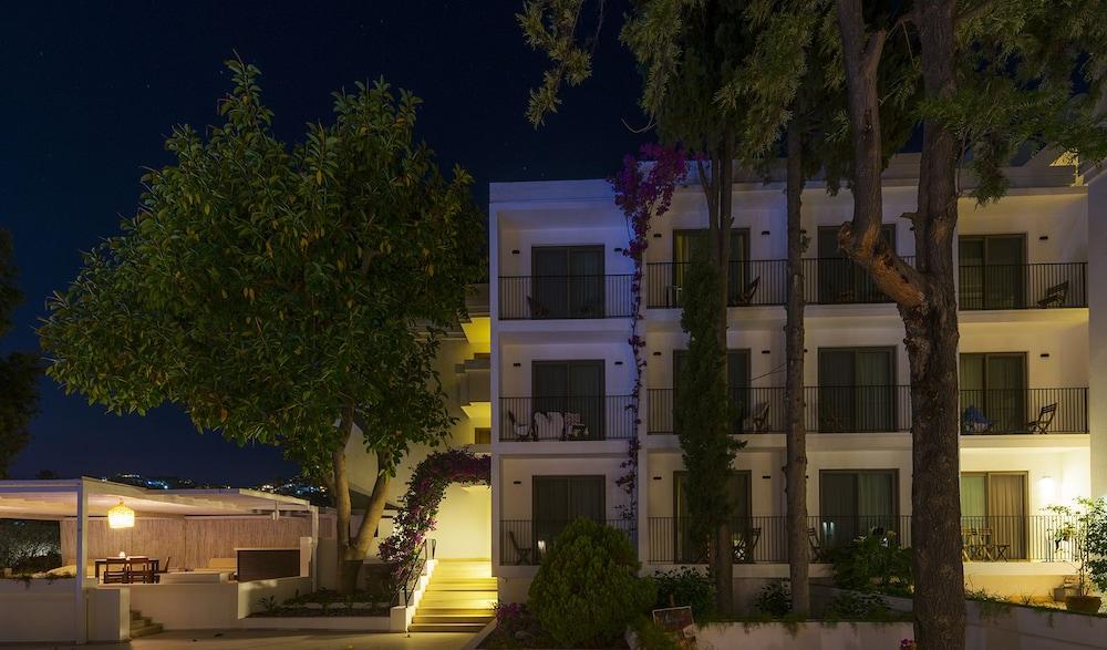 Liv Hotel By Bellazure Akyarlar Exterior foto