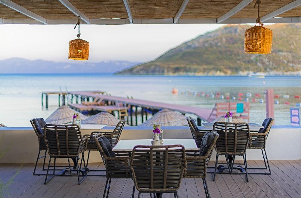 Liv Hotel By Bellazure Akyarlar Exterior foto